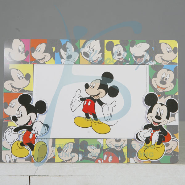 Khung hình sinh nhật mickey